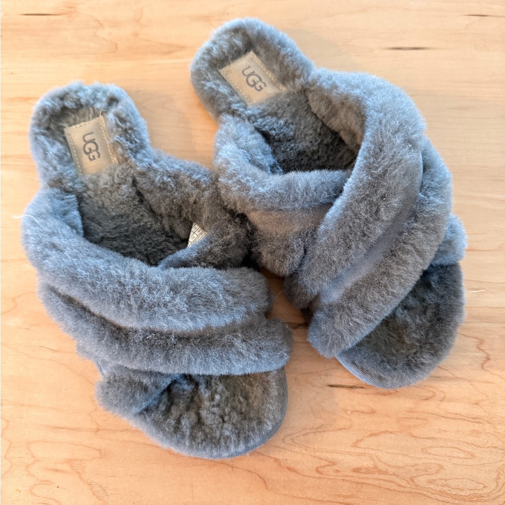 Women’s UGG Slippers 9
